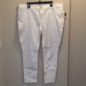 Old Navy Distressed "The Diva" White Skinny Jeans Size 20 New With Tag